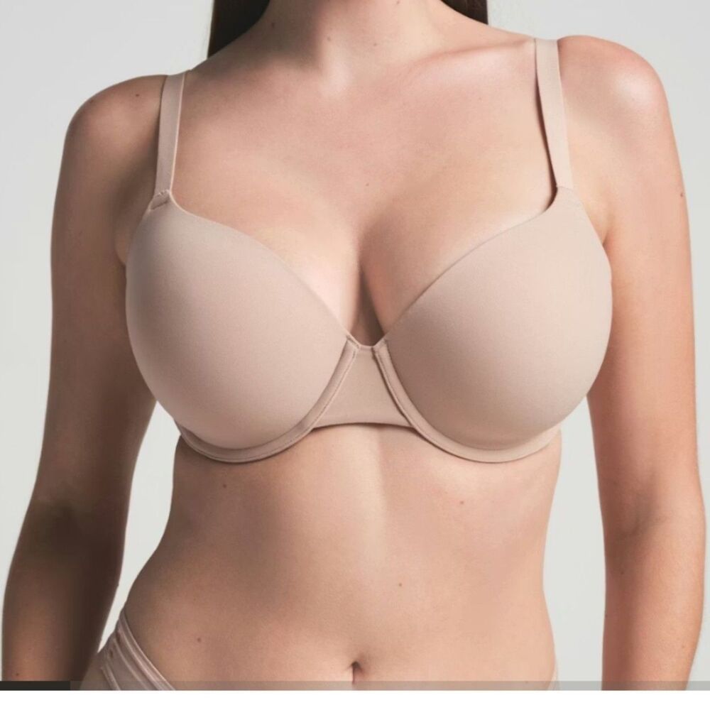 NEW SKIMS Fits Everybody T-Shirt Bra in Mica 32B NWT